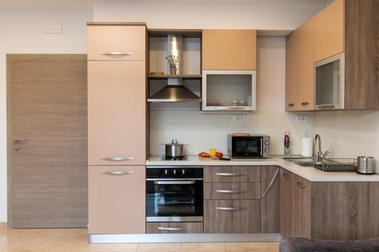 מליני Amarillo Apartments מראה חיצוני תמונה